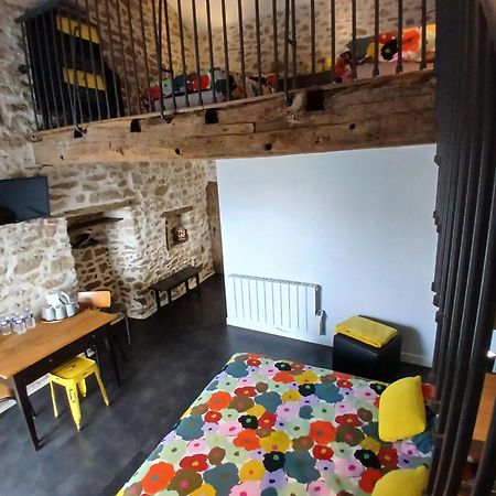 Les Chambres Du Couraud Saint-Aubin-des-Ormeaux Экстерьер фото
