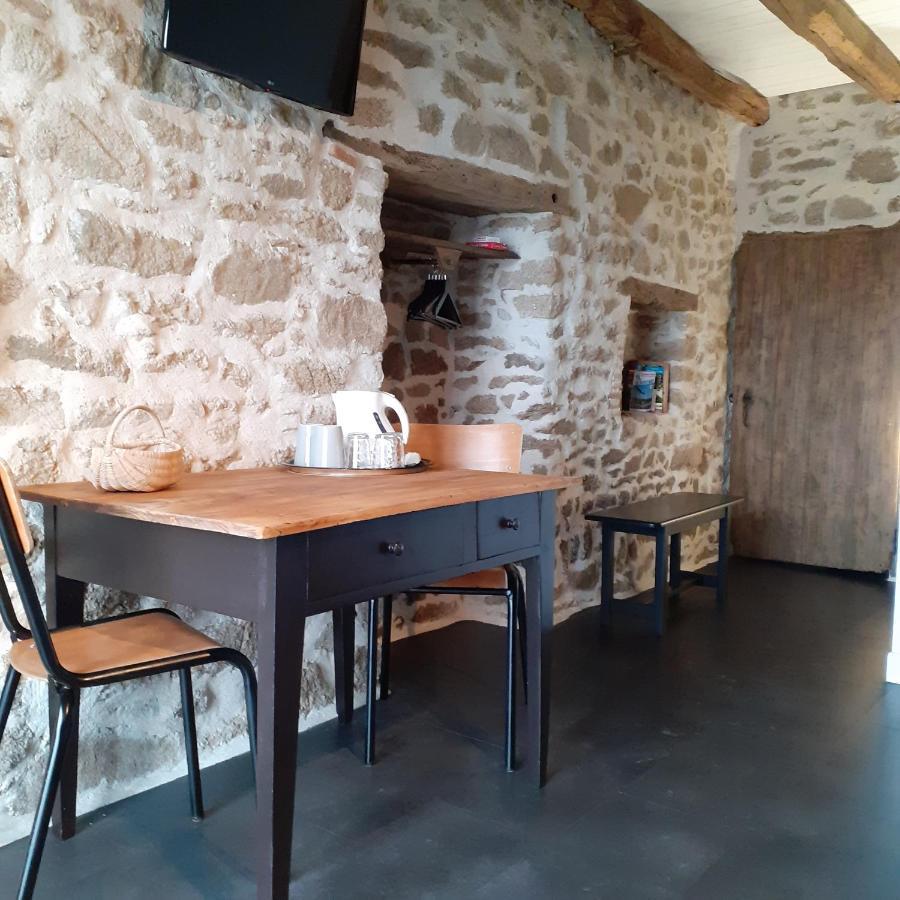 Les Chambres Du Couraud Saint-Aubin-des-Ormeaux Экстерьер фото