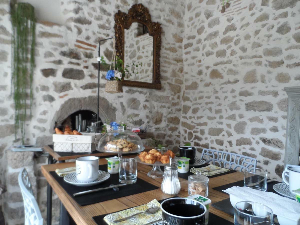 Les Chambres Du Couraud Saint-Aubin-des-Ormeaux Экстерьер фото